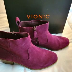 Vionic size 10 boots